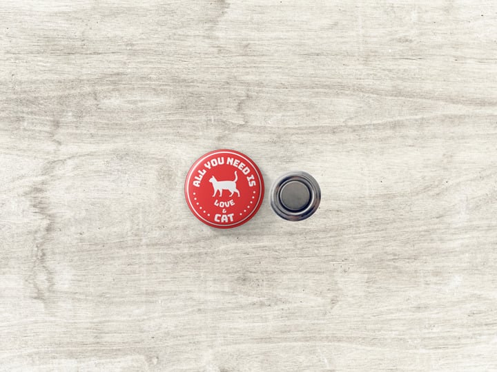 1.25" Round Clothing Magnet